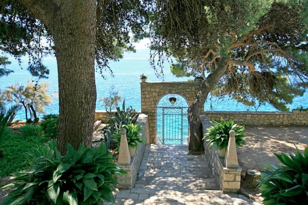 Villa Nera Бол Екстериор снимка