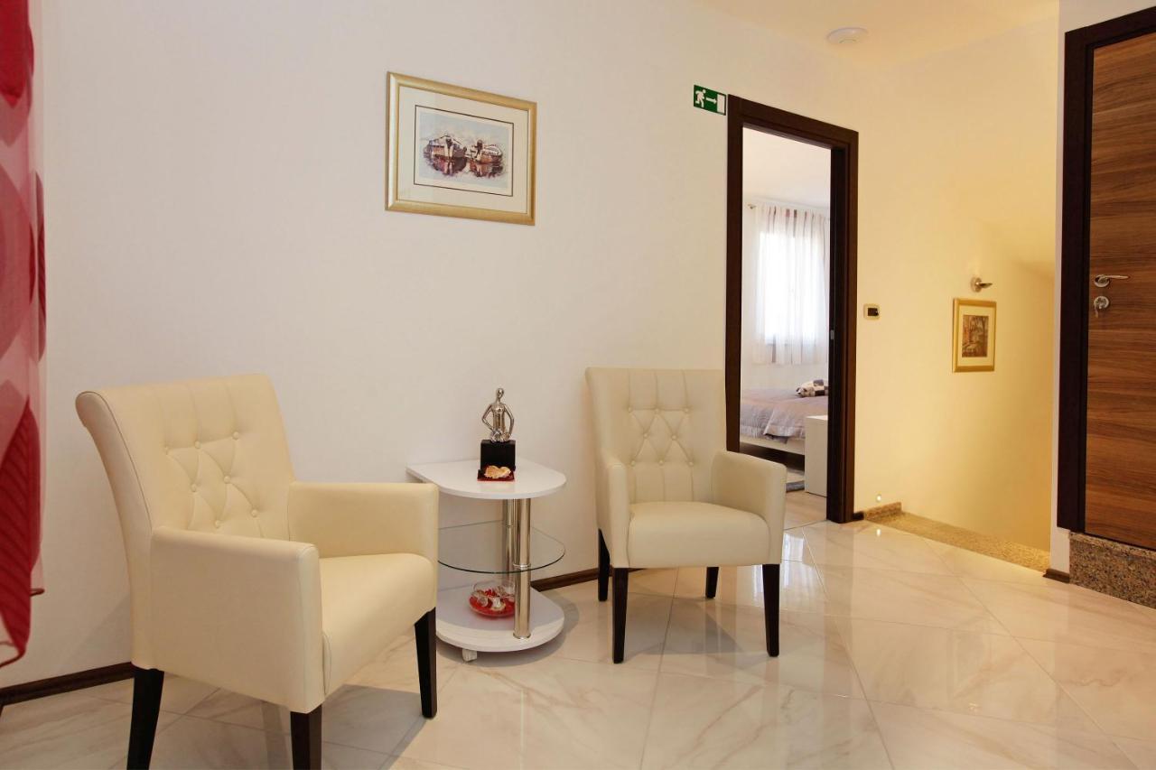 Villa Nera Бол Екстериор снимка