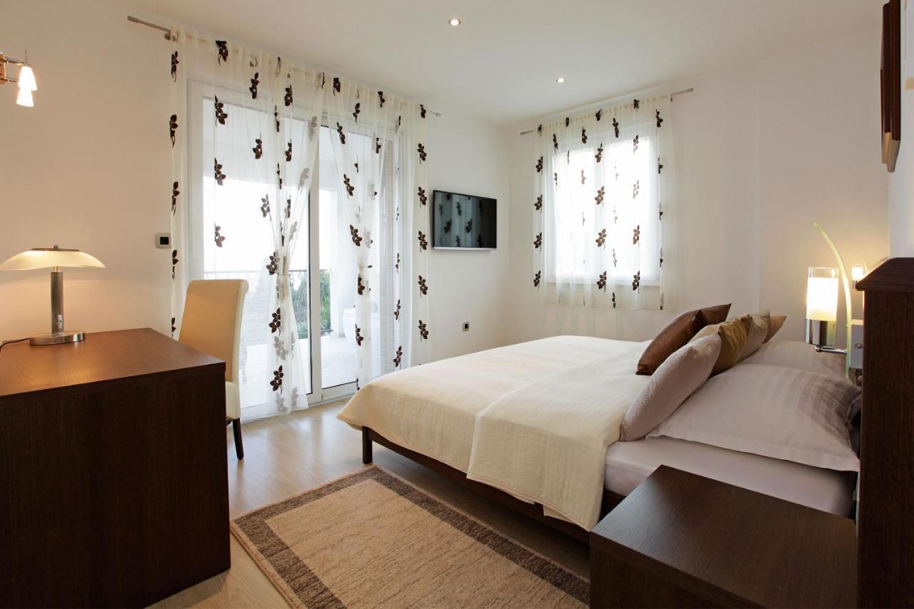 Villa Nera Бол Екстериор снимка