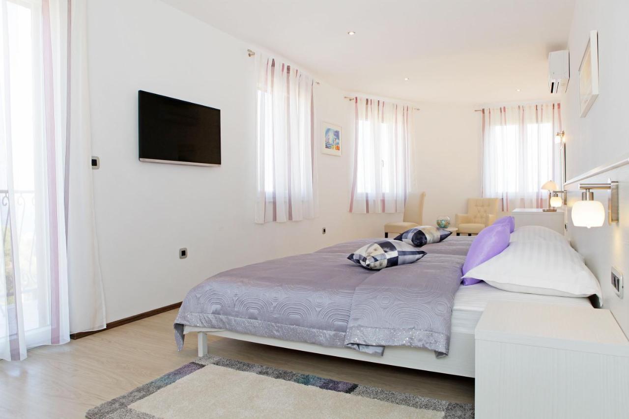 Villa Nera Бол Екстериор снимка